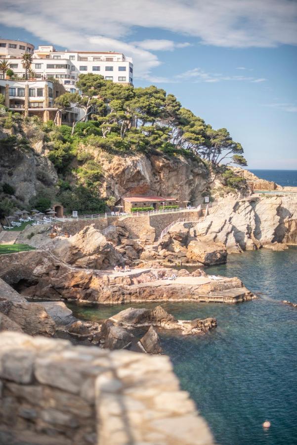 Apartaments Cap Sa Sal 巴古尔 外观 照片